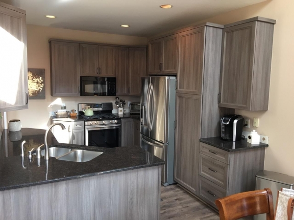 Cabinet Refacing Services in Warren, MI | Creative ...